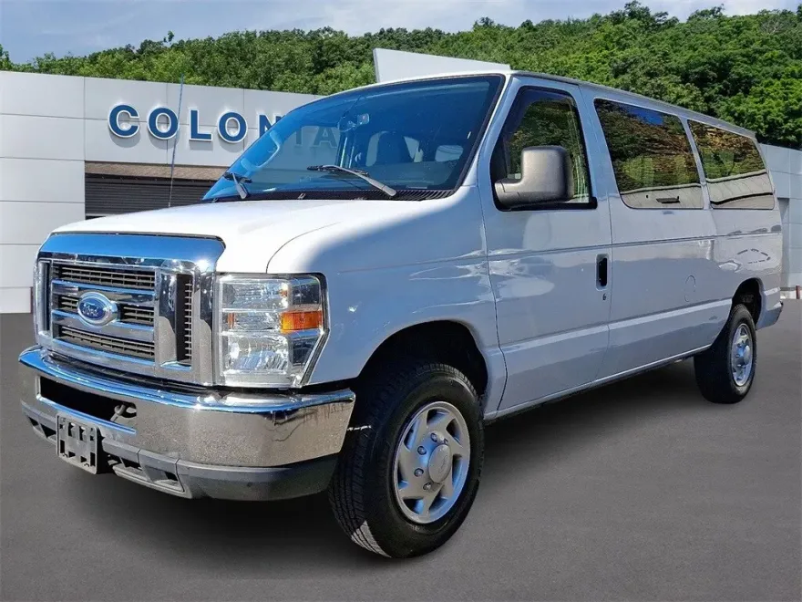 2014 Ford E-350 photo 1