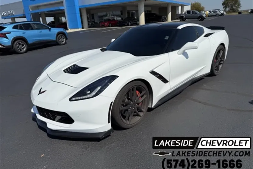 2014 Chevrolet Corvette Stingray Z51 1LT photo 1