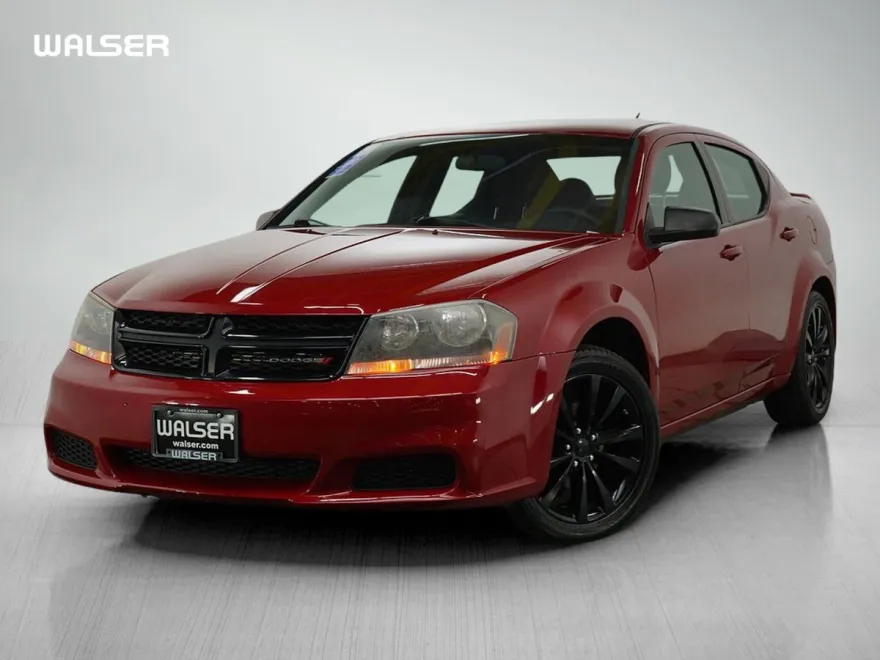 2014 Dodge Avenger SE photo 1
