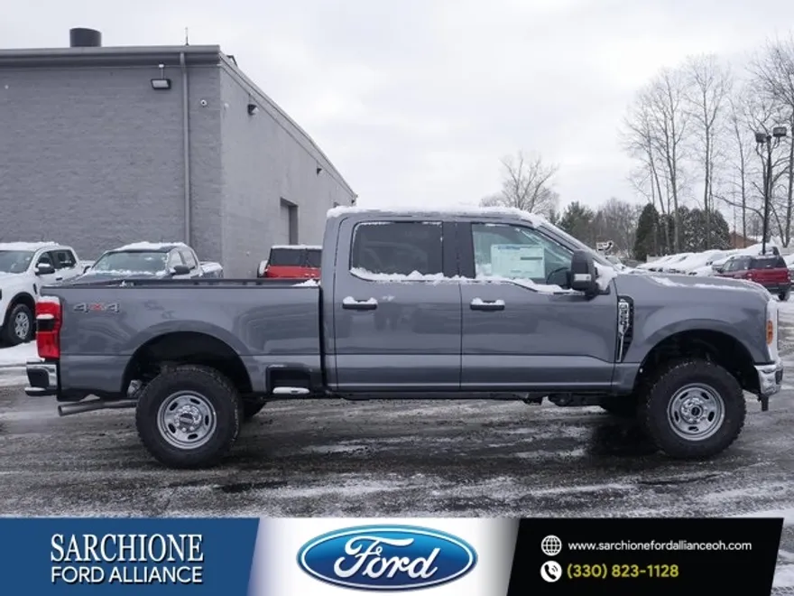 2025 Ford F-350 photo 1