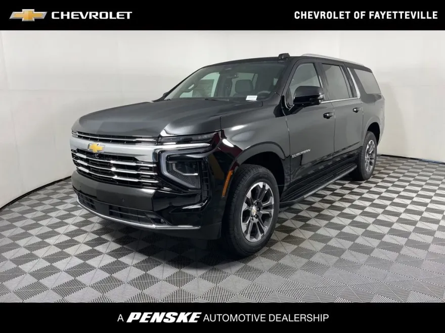 2025 Chevrolet Suburban LT photo 1