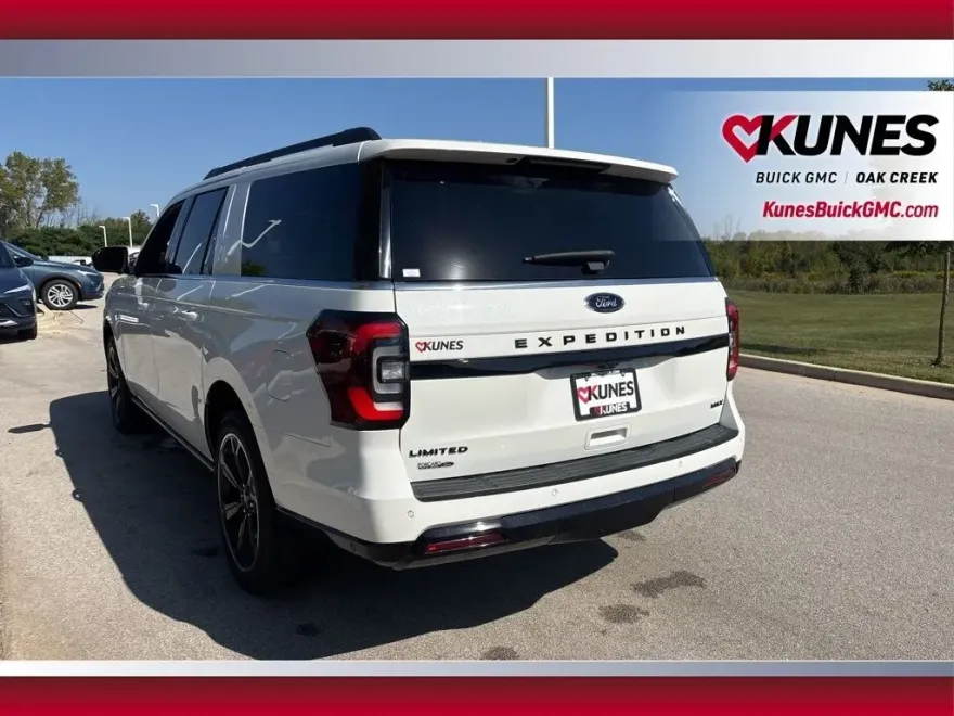 2022 Ford Expedition MAX Limited photo 1
