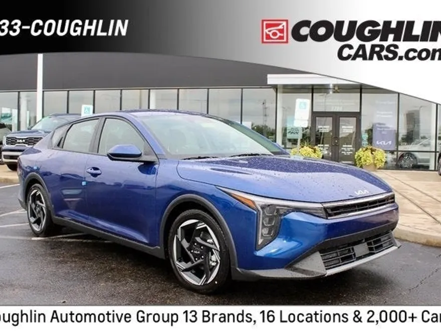 2025 Kia K4 EX photo 1