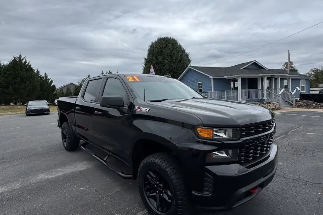2021 Chevrolet Silverado 1500 Custom Trail Boss photo 1