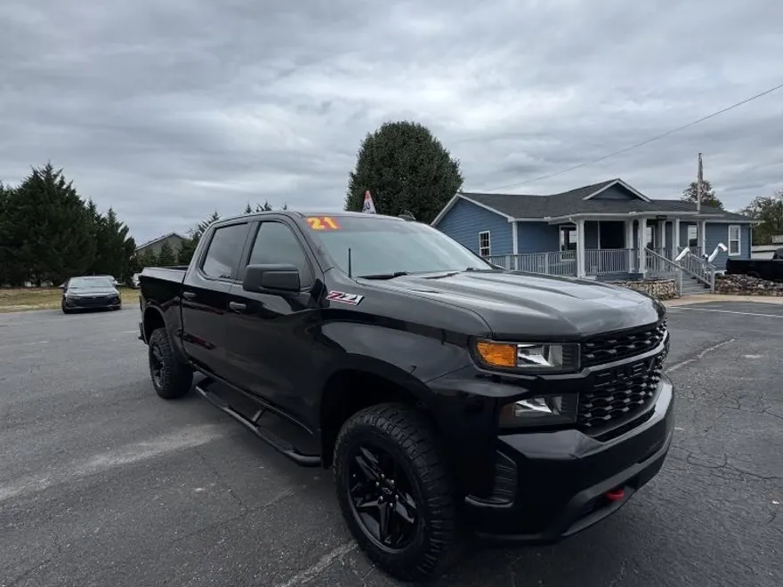 2021 Chevrolet Silverado 1500 Custom Trail Boss photo 1