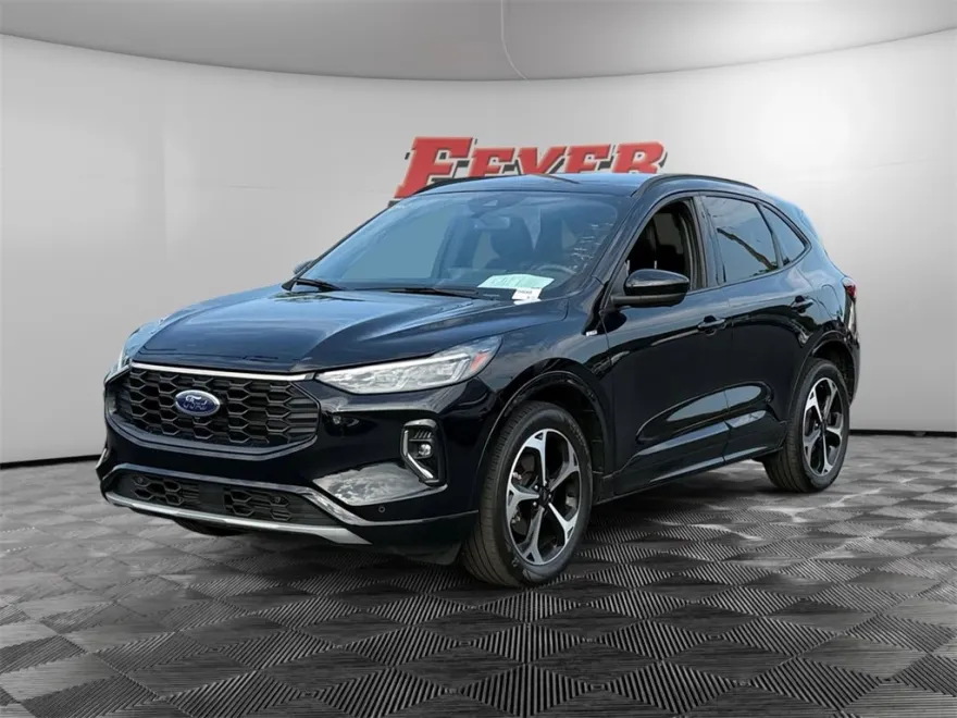 2023 Ford Escape ST-Line Elite photo 1