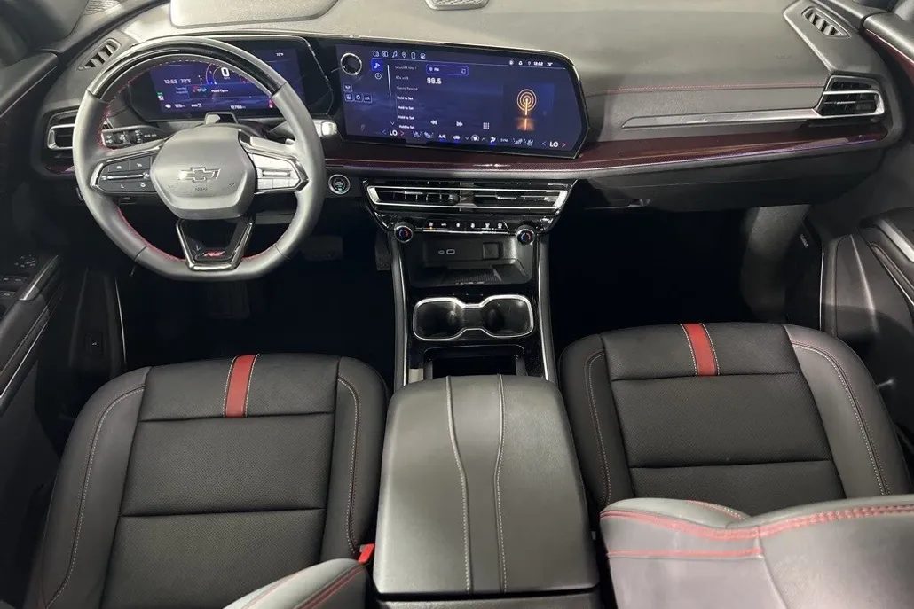 2024 Chevrolet Traverse RS photo 1