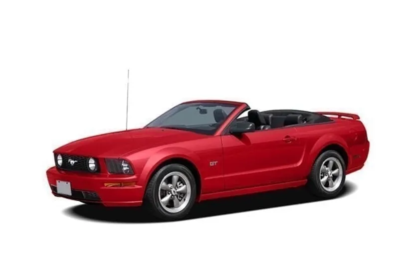 2006 Ford Mustang Convertible photo 1
