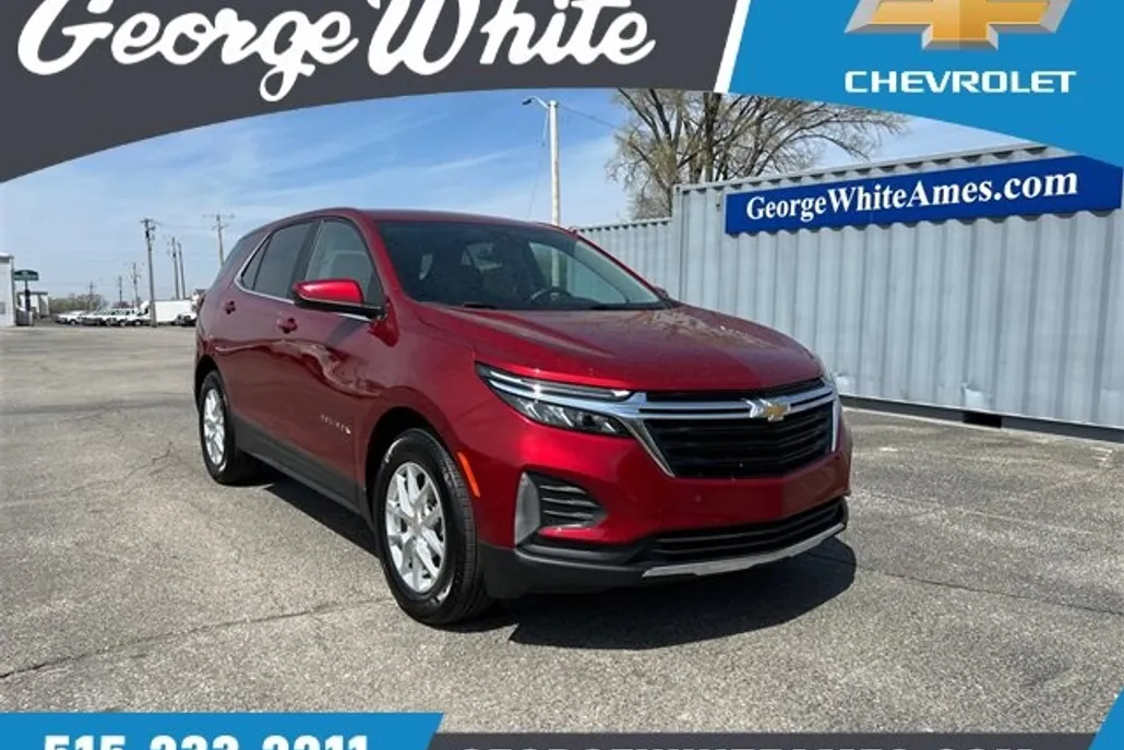 2023 Chevrolet Equinox LT photo 1