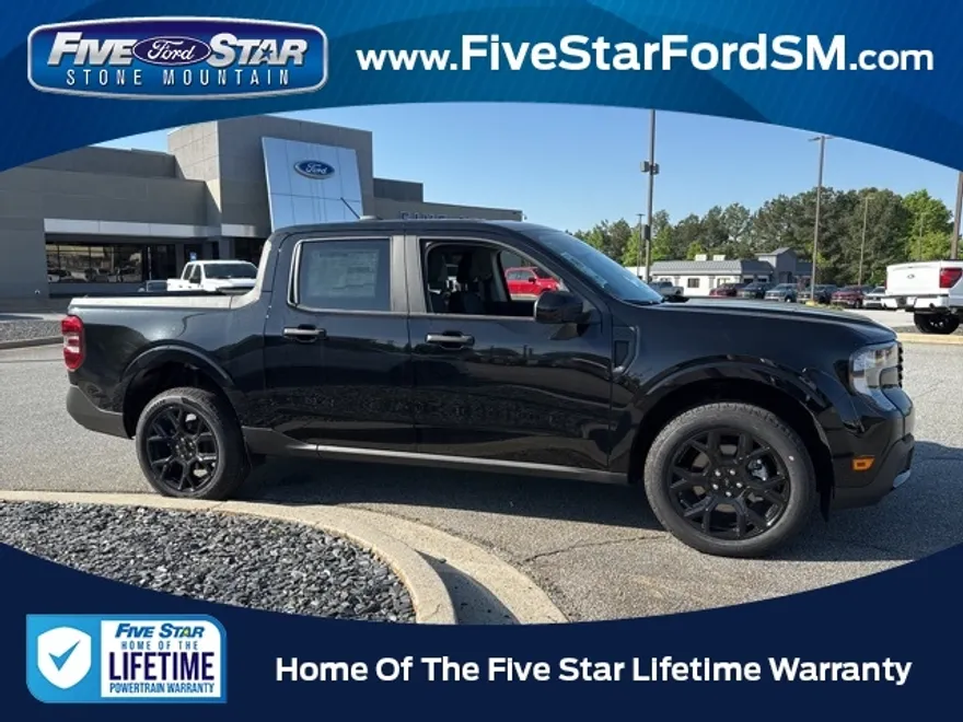 2025 Ford Maverick XLT photo 1