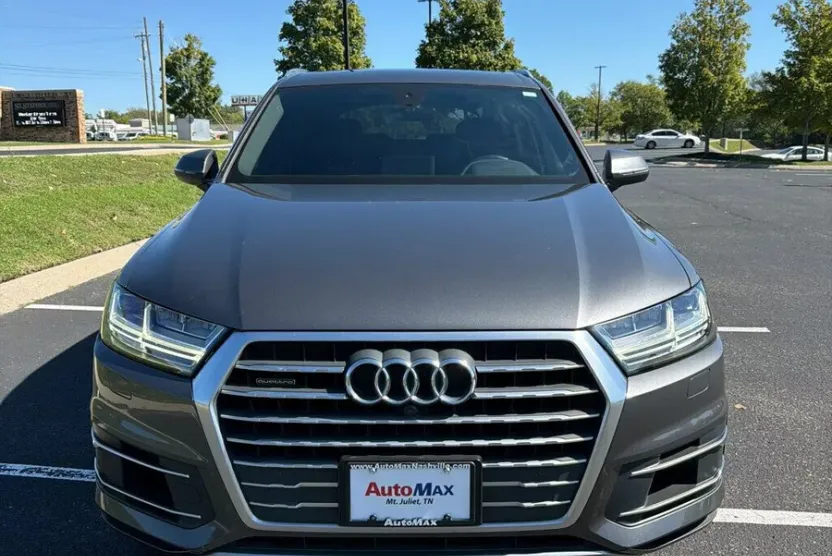 2019 Audi Q7 Premium photo 1