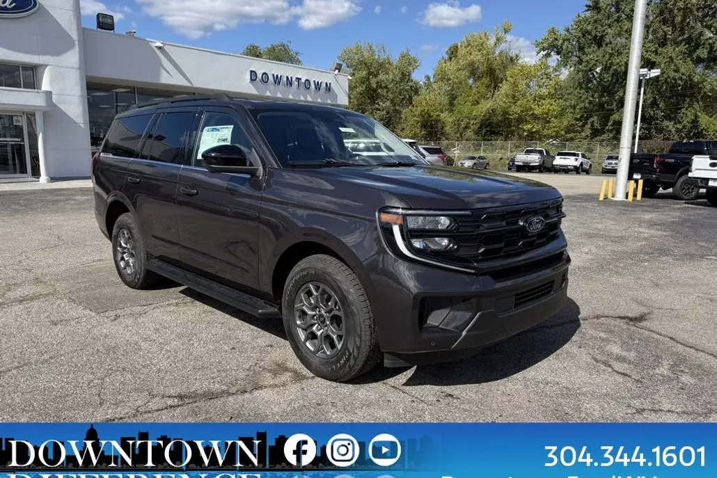 2025 Ford Expedition XL photo 1