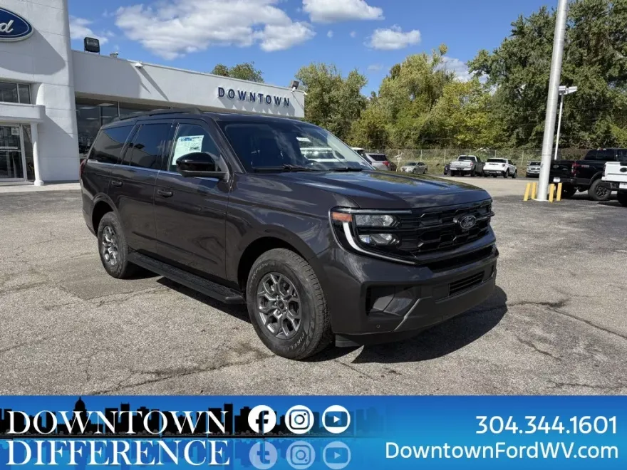 2025 Ford Expedition XL photo 1