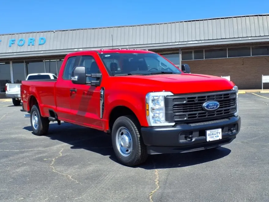 2025 Ford F-250 XL photo 1