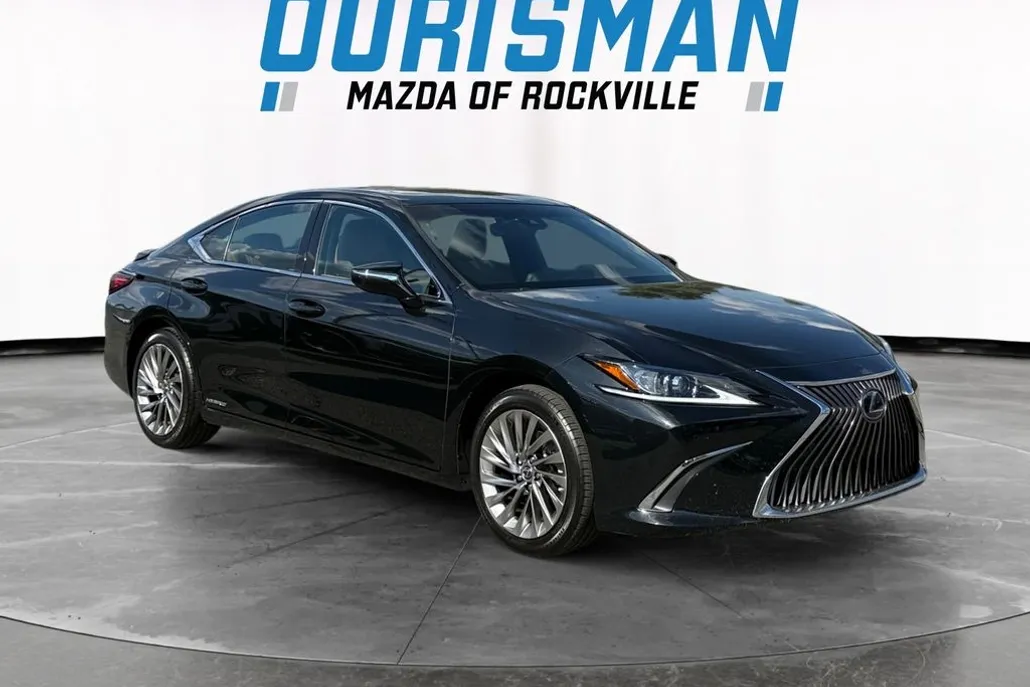 2021 Lexus ES 300h Luxury photo 1