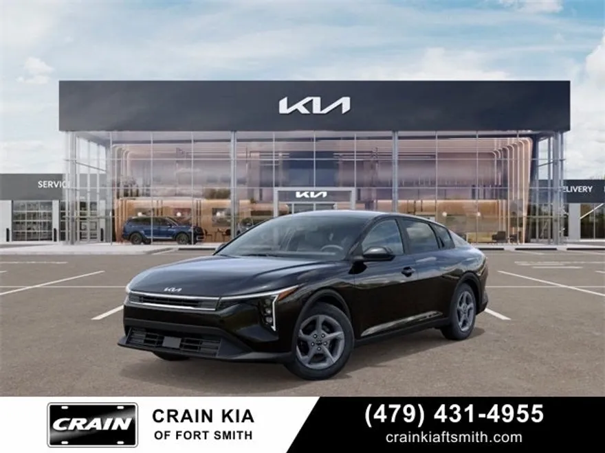 2025 Kia K4 LXS photo 1