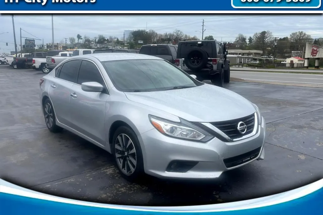 2018 Nissan Altima 2.5 SV photo 1
