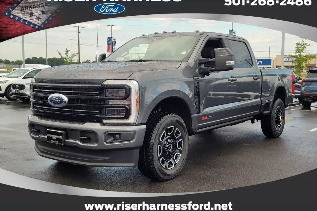 2026 Ford F-250 Platinum photo 1