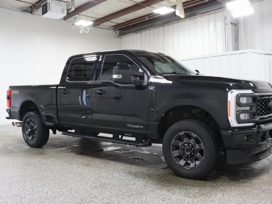 2023 Ford F-250 photo 1