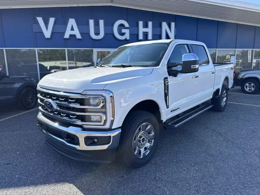 2026 Ford F-250 Lariat photo 1