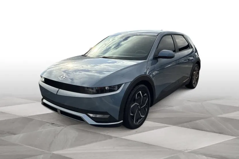 2024 Hyundai Ioniq 5 SE photo 1