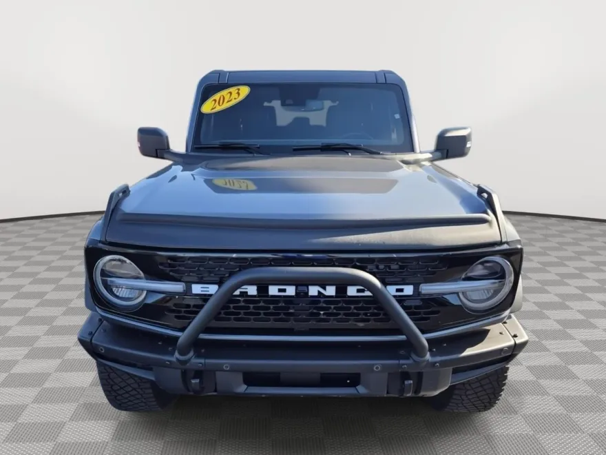 2023 Ford Bronco Badlands photo 1