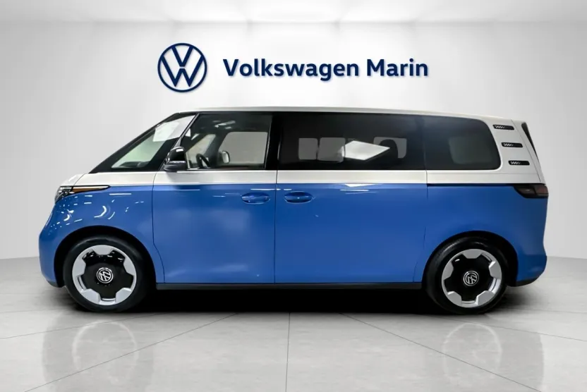 2025 Volkswagen ID. Buzz Pro Plus photo 1