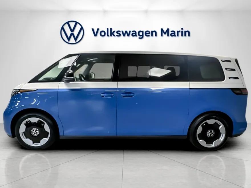 2025 Volkswagen ID. Buzz Pro Plus photo 1