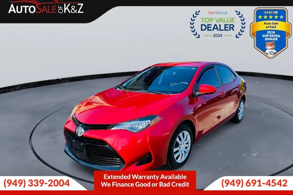 2018 Toyota Corolla LE photo 1