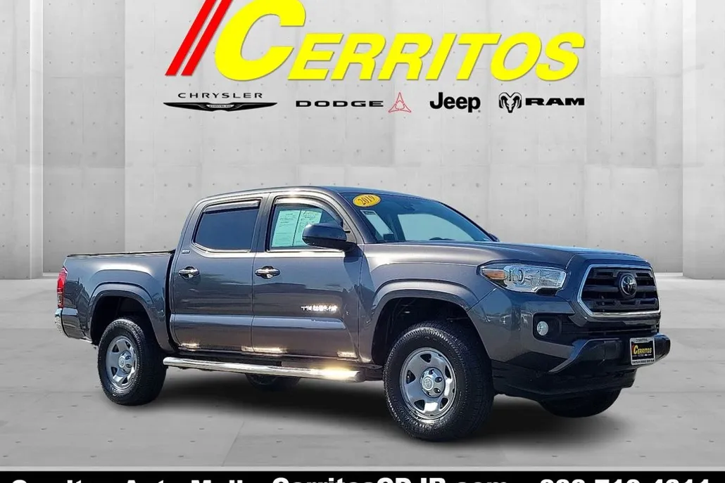 2019 Toyota Tacoma SR5 photo 1