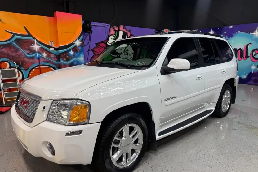 2006 Gmc Envoy Denali photo 1