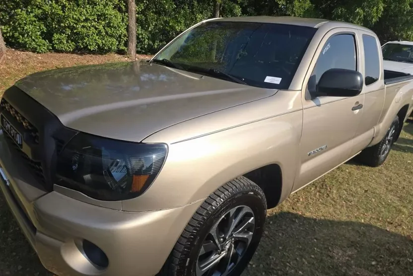 2008 Toyota Tacoma Base photo 1