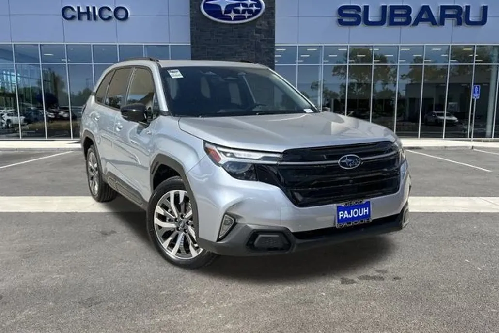 2025 Subaru Forester Touring photo 1