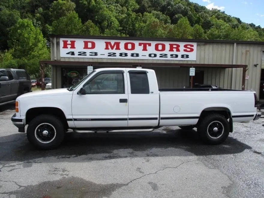 1998 Gmc Sierra 2500 SLE photo 1