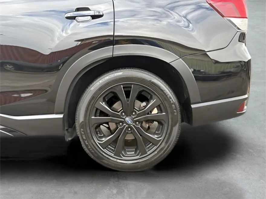 2021 Subaru Forester Sport photo 1