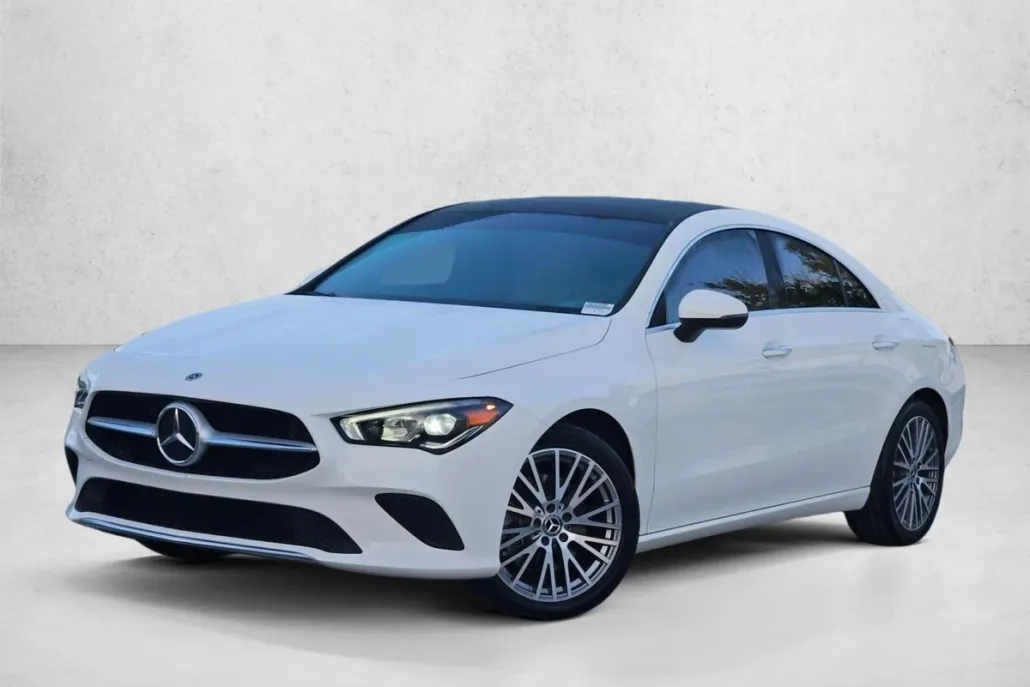 2023 Mercedes Benz CLA 250 photo 1