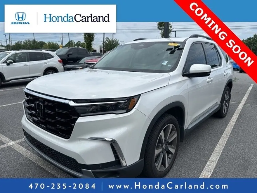 2023 Honda Pilot Touring photo 1