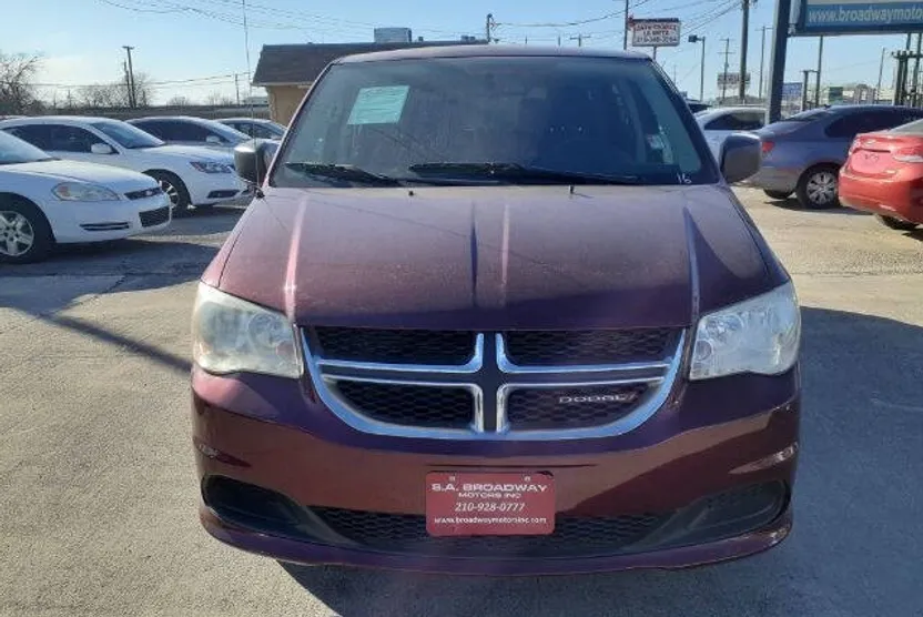 2016 Dodge Grand Caravan SE photo 1