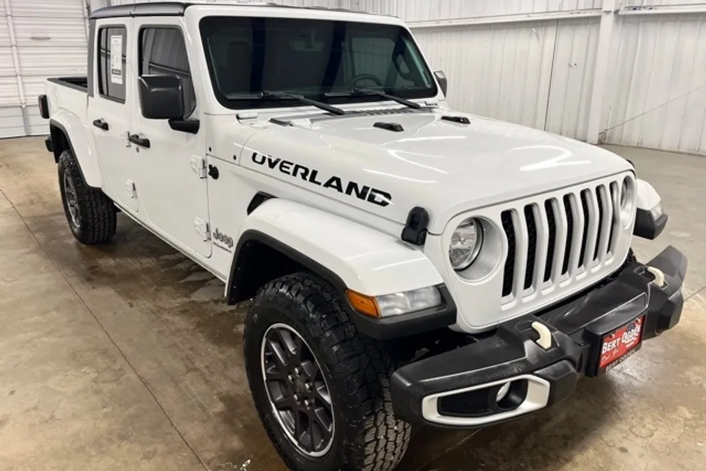 2023 Jeep Gladiator Overland photo 1