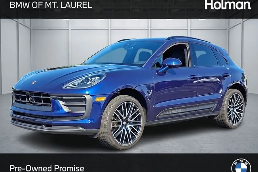 2022 Porsche Macan Base photo 1