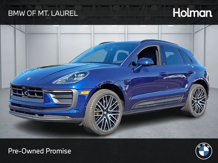 2022 Porsche Macan Base photo 1