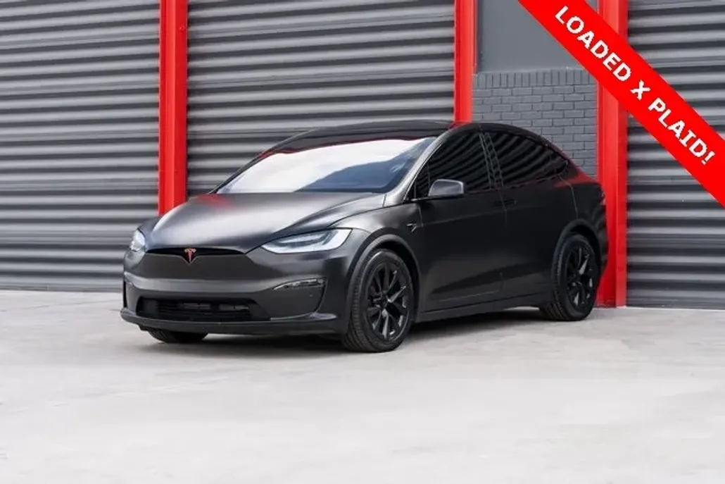 2022 Tesla Model X Plaid photo 1