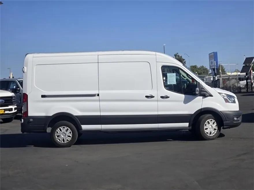 2022 Ford Transit photo 1