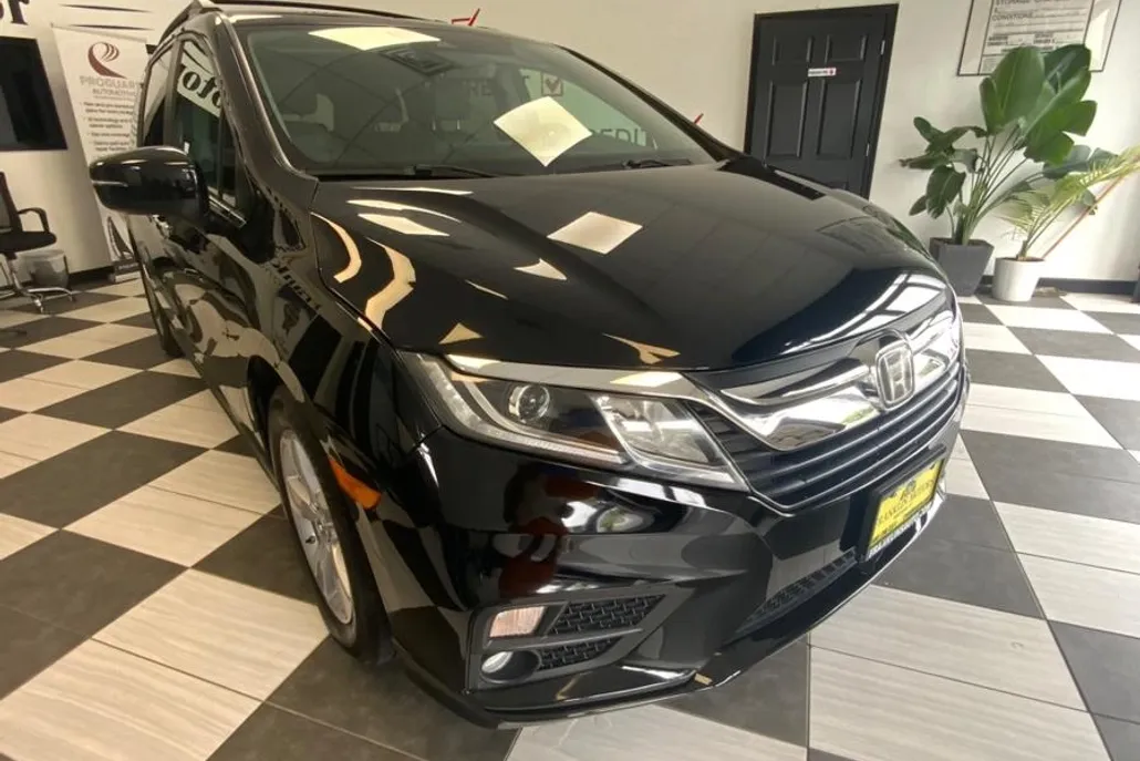 2020 Honda Odyssey EX-L photo 1