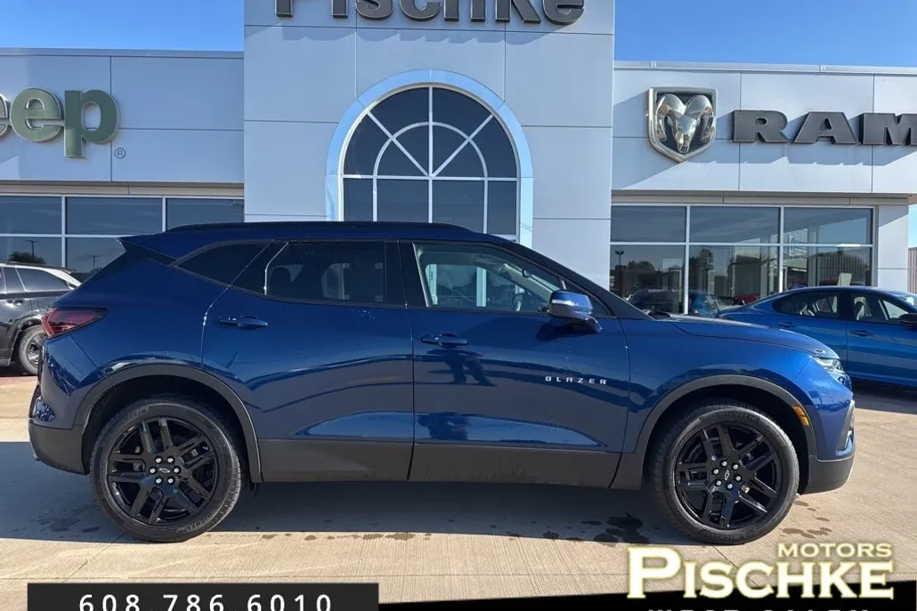 2022 Chevrolet Blazer 2LT photo 1