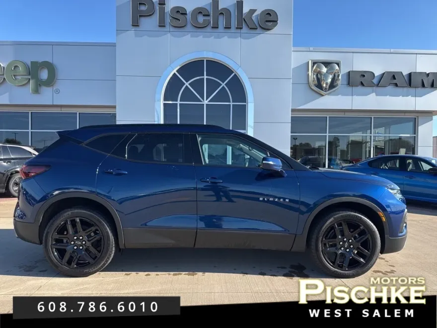 2022 Chevrolet Blazer 2LT photo 1