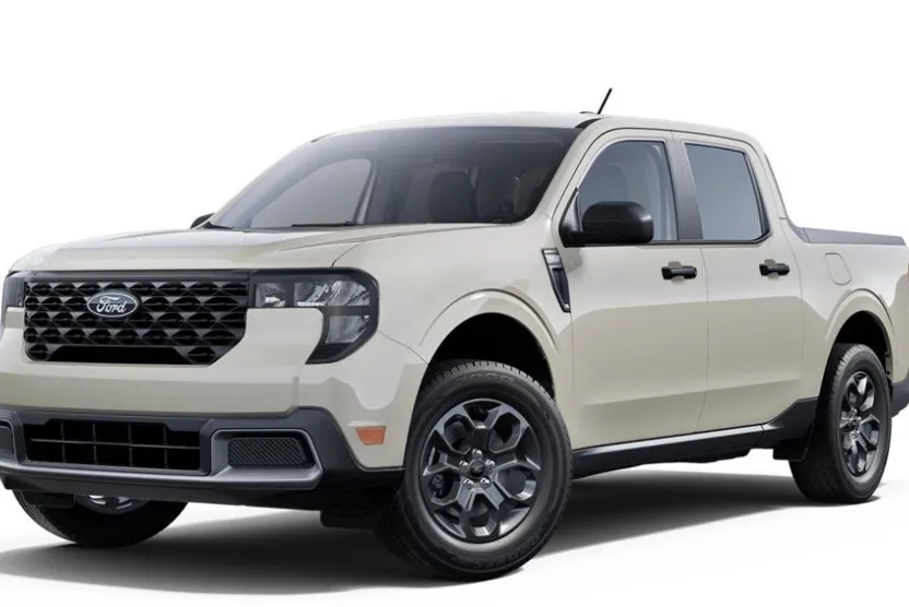 2025 Ford Maverick XLT photo 1