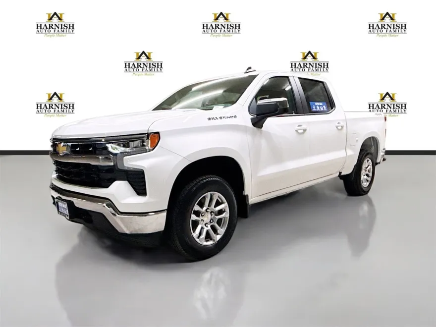 2026 Chevrolet Silverado 1500 LT photo 1