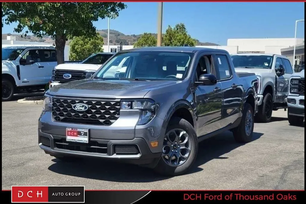 2025 Ford Maverick XLT photo 1