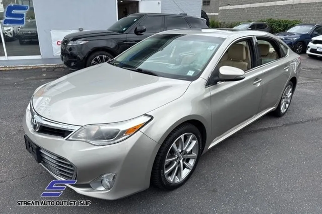 2014 Toyota Avalon XLE Touring photo 1